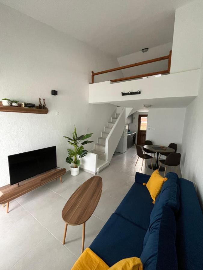 Appartamento Sea View Loft Nea Roda Esterno foto
