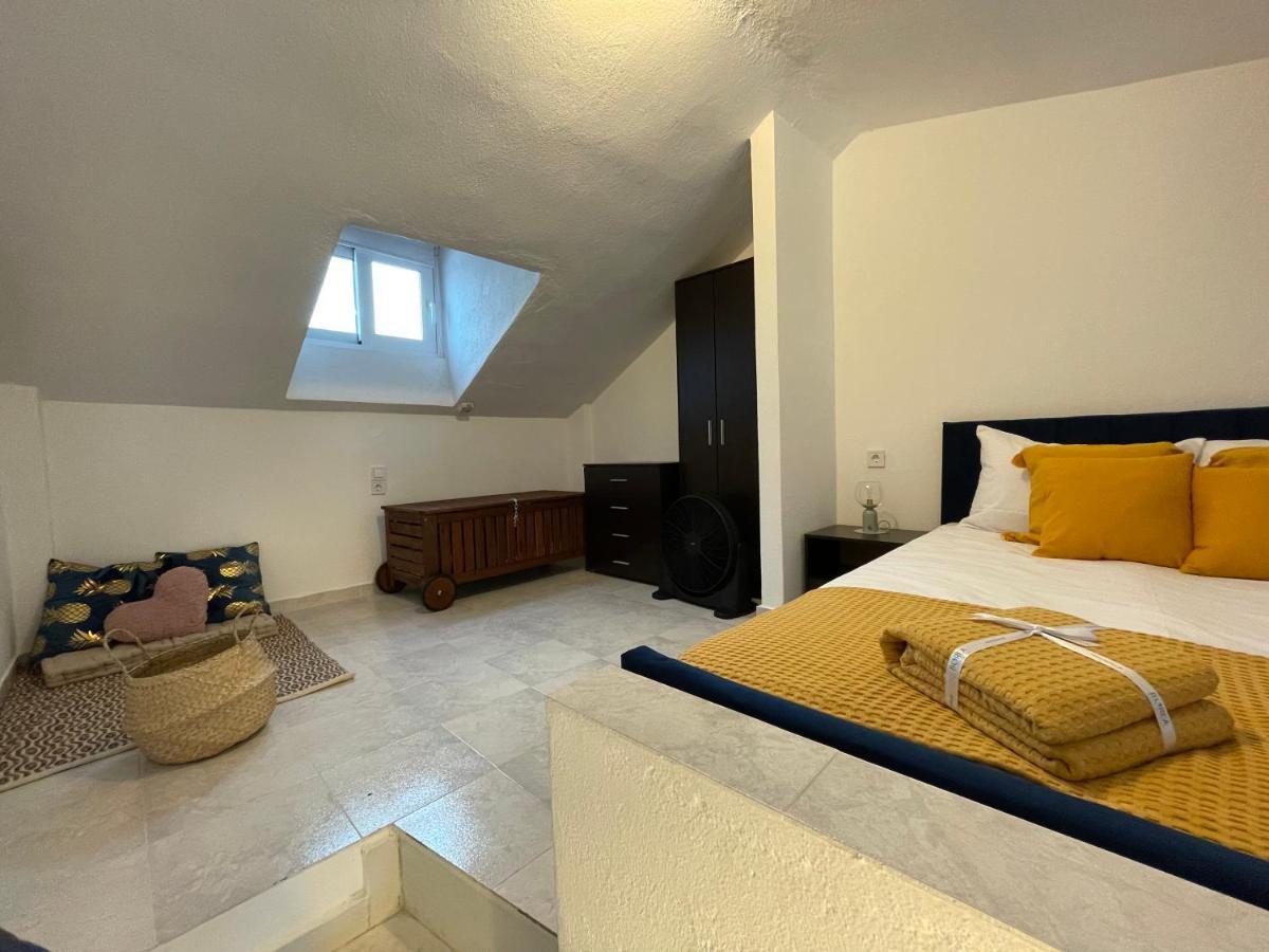 Appartamento Sea View Loft Nea Roda Esterno foto