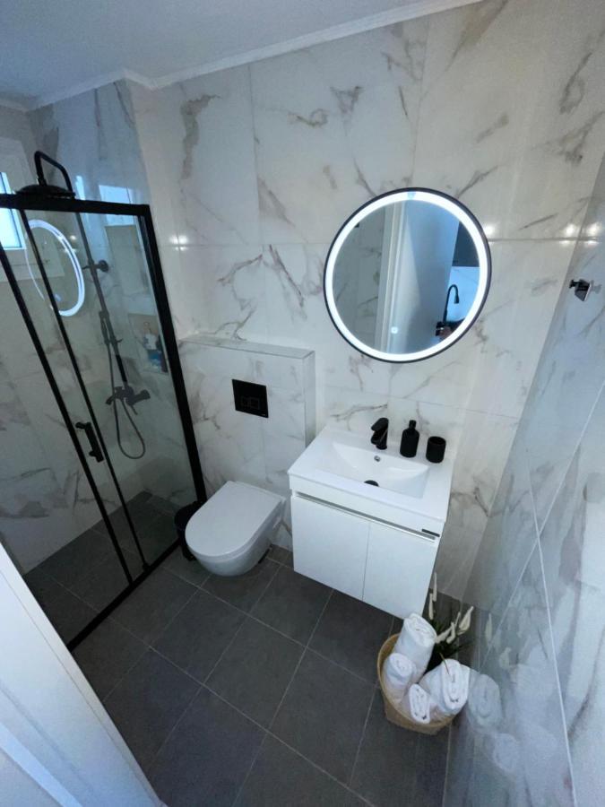 Appartamento Sea View Loft Nea Roda Esterno foto