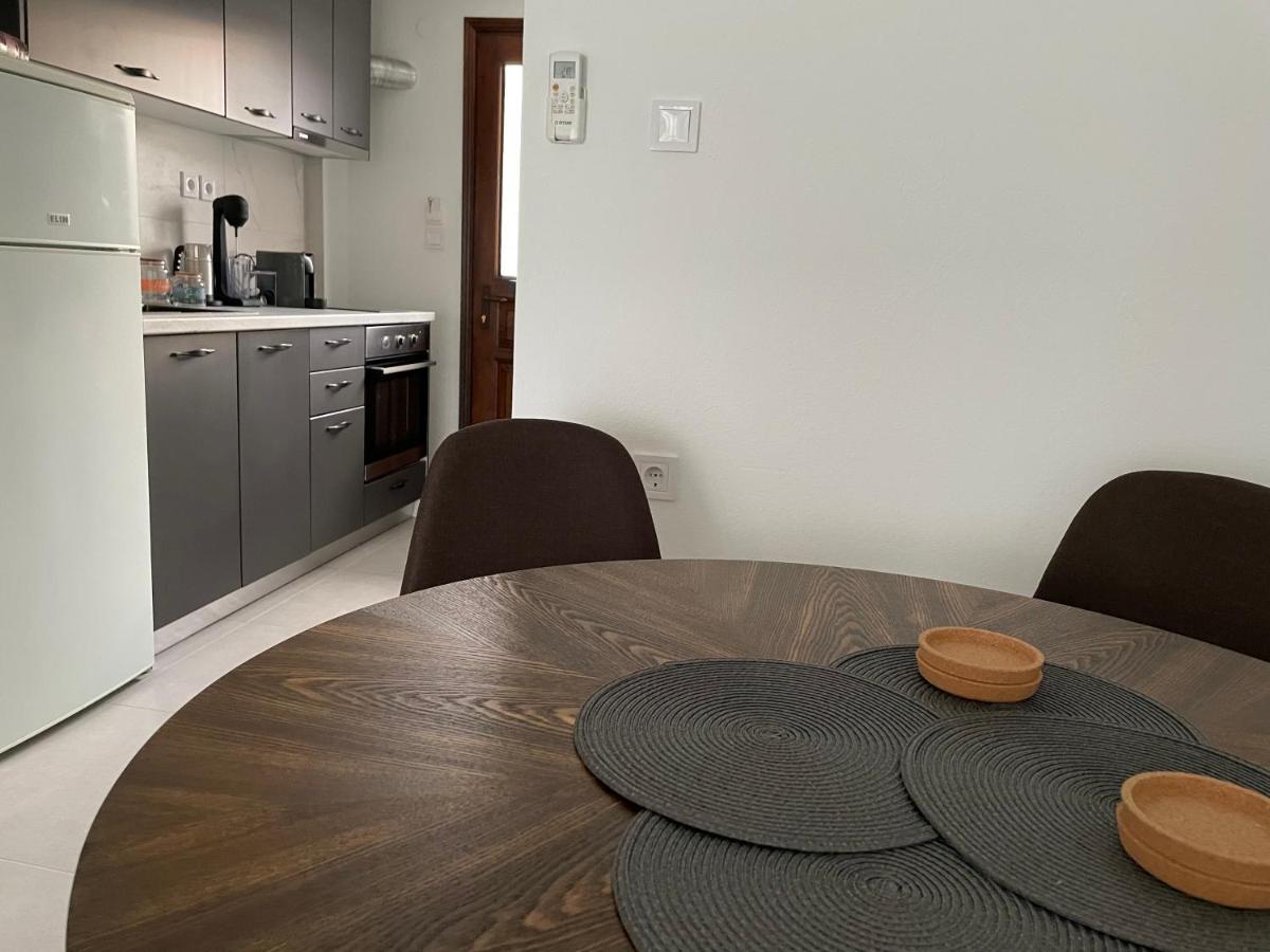 Appartamento Sea View Loft Nea Roda Esterno foto